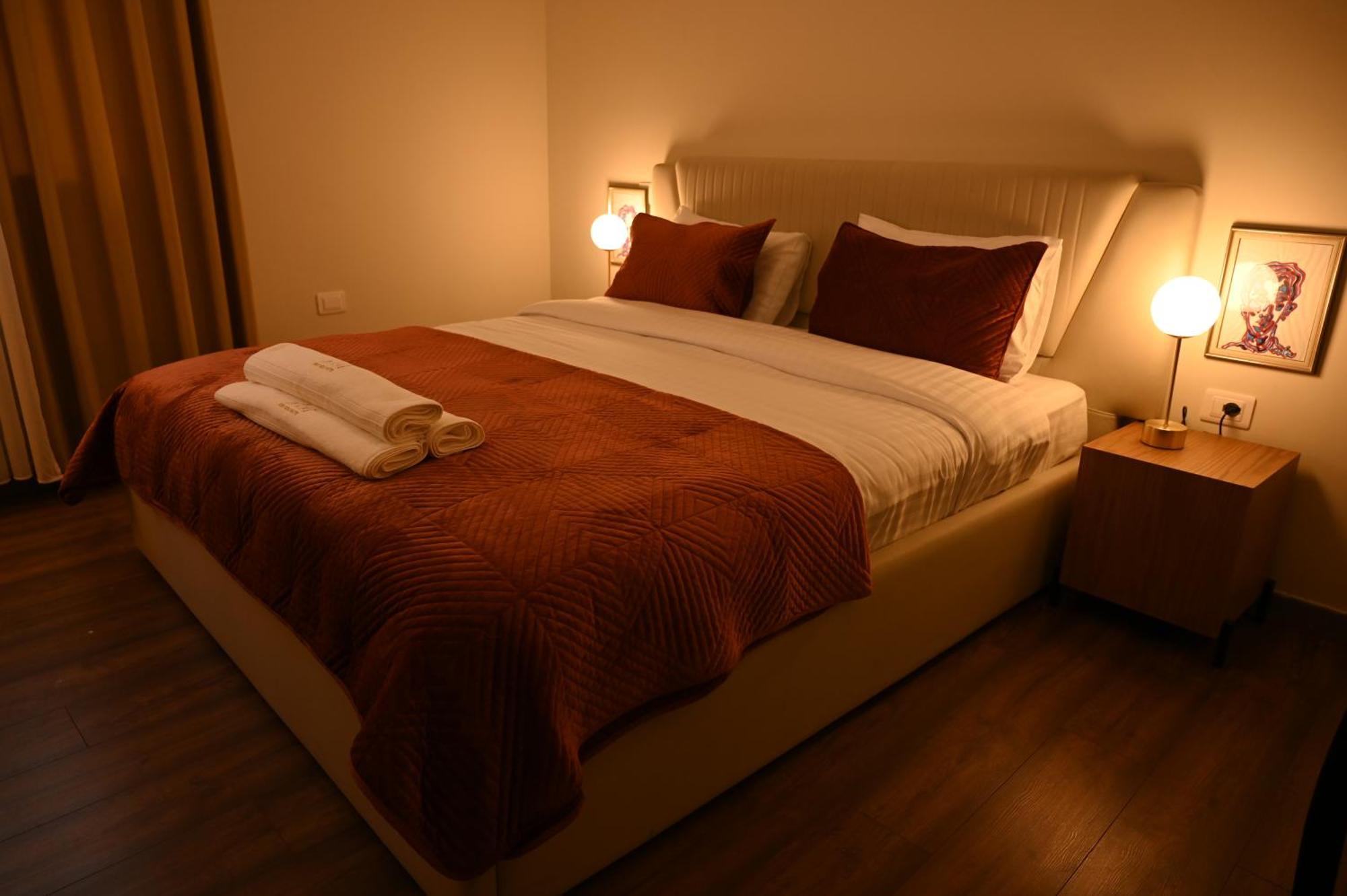 Niche Boutique Hotel Tirana Kültér fotó