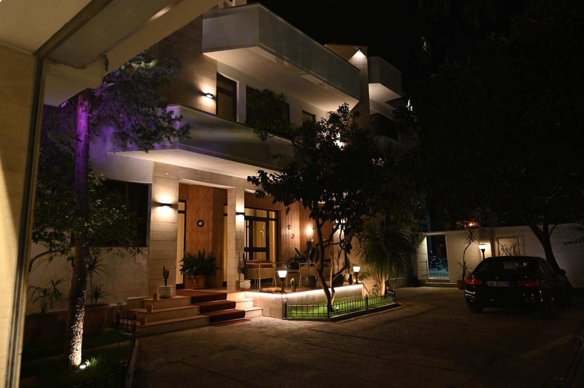 Niche Boutique Hotel Tirana Kültér fotó