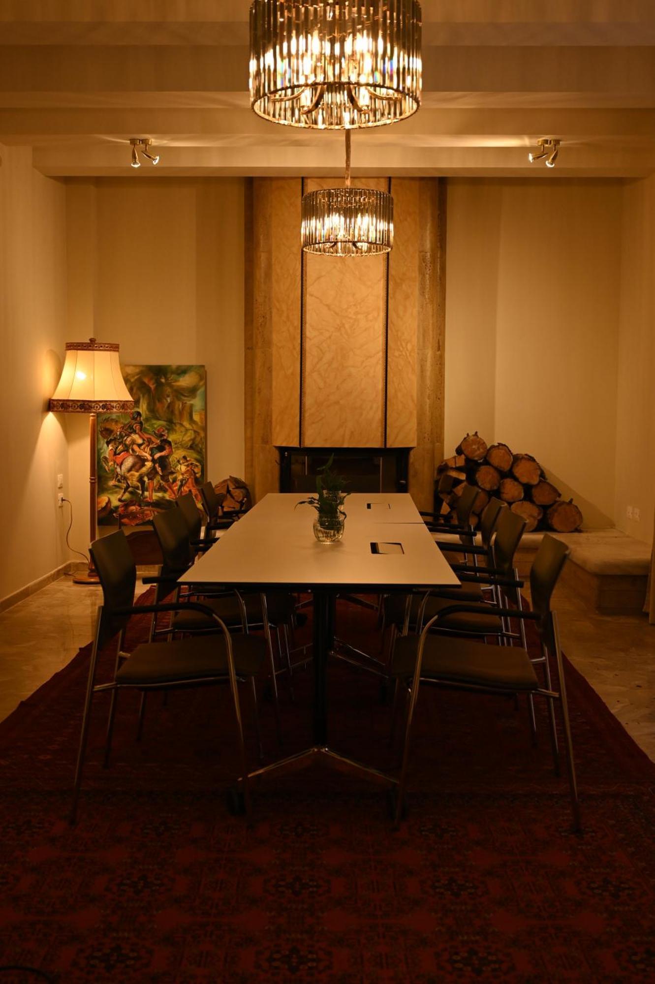 Niche Boutique Hotel Tirana Kültér fotó